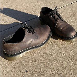 Dr. Martens US Men’s size 8. US Women’s size 9.